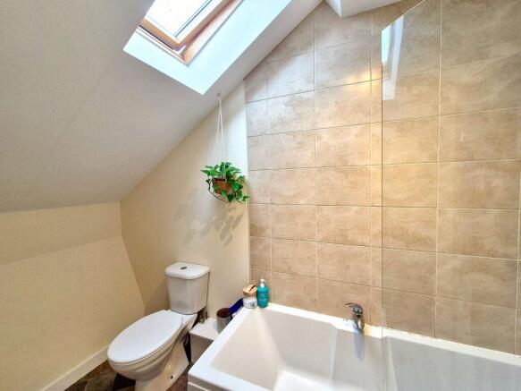 1 bed Flat to rent Image 12