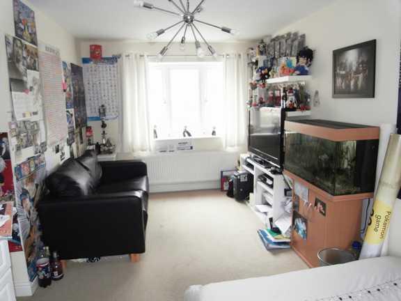 bedroom two image two