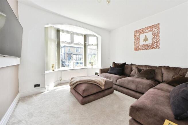 3 bed Semi-Detached for sale Image 4