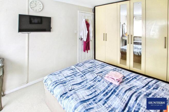3 bed Semi-Detached to rent Image 11