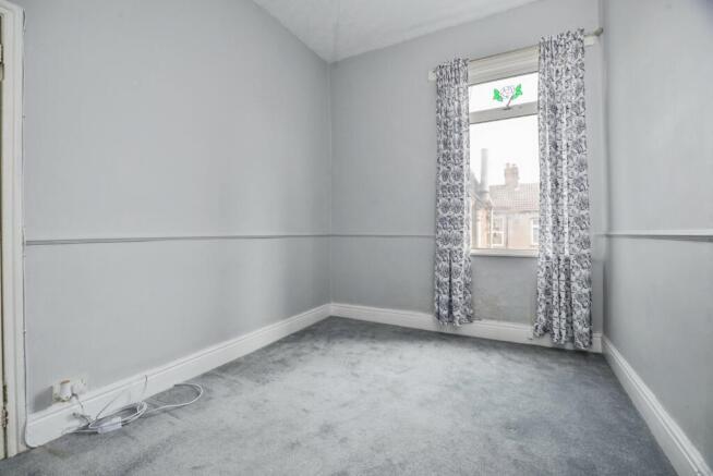 3 bed Terraced for sale Image 11