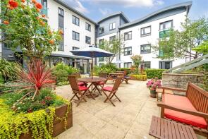 29, Tregolls Lodge, St Clements Hill, Truro TR1 1GW