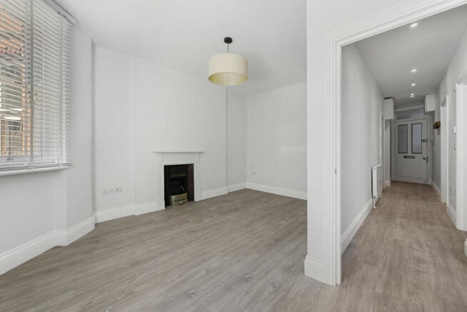 3 lounge angle 2 (2).JPG