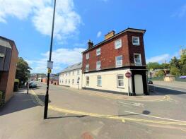 20, Gable End, Victoria Road, Aldershot GU11 1SL