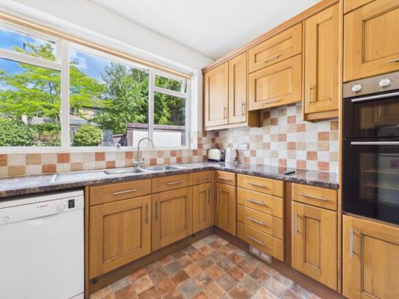 3 bed Semi-Detached Bungalow for sale Image 8