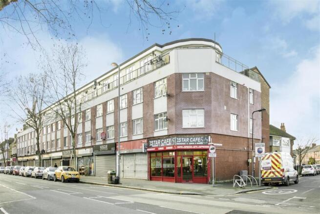 Leyton10.jpg