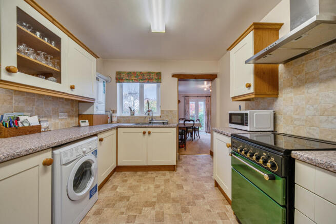 Kitchen / Breakfast Room