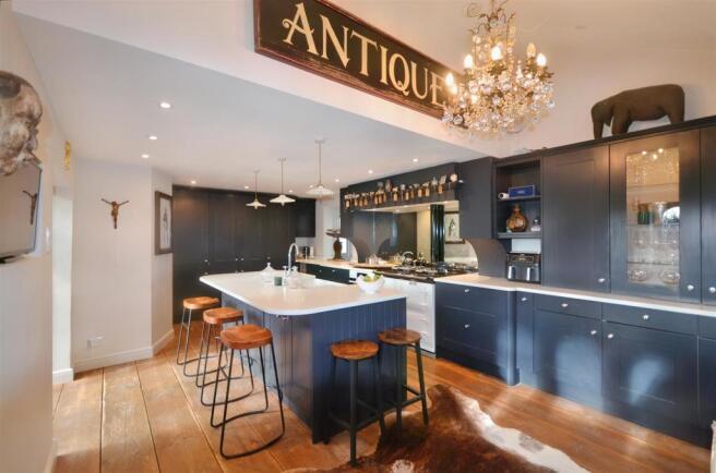 Kitchen/Dining/Family