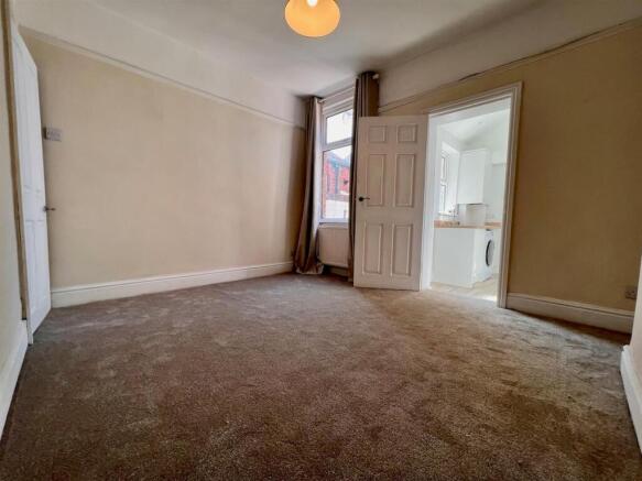 24 Balmoral 4.jpg