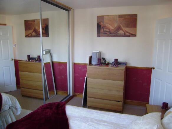 Main Bedroom (2)