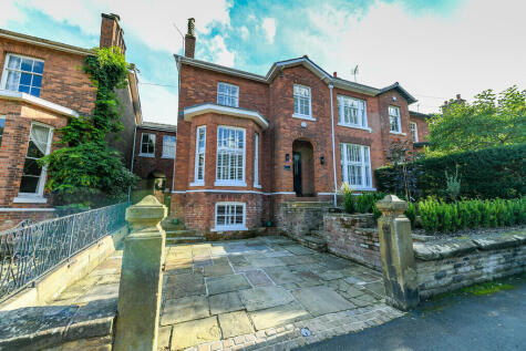 Higher Downs, Altrincham