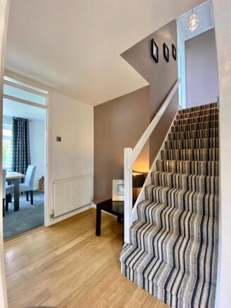 Wicks Green - hall