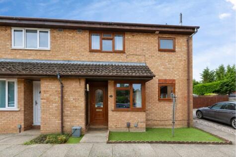 Bader Gardens, Slough, SL1