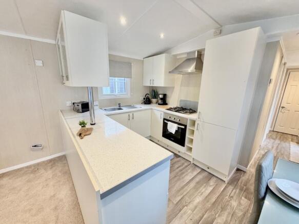 Carabuild Lodge, Venture Caravan Park, Langridge Way, Morecambe, Lancashire, LA4 4TQ photo 4