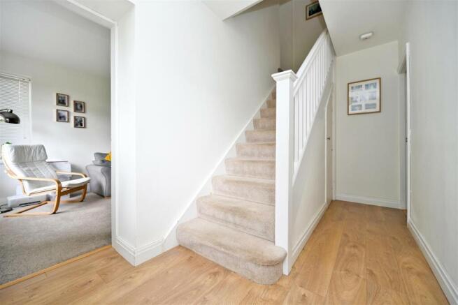 4 bed Semi-Detached for sale Image 9