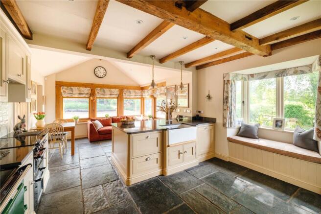Kitchen/Breakfast