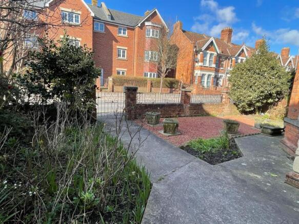 Front Garden.jpg