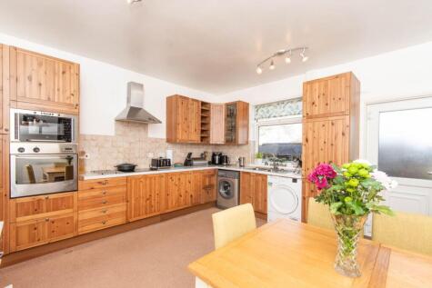 Boythorpe Avenue, Chesterfield, S40