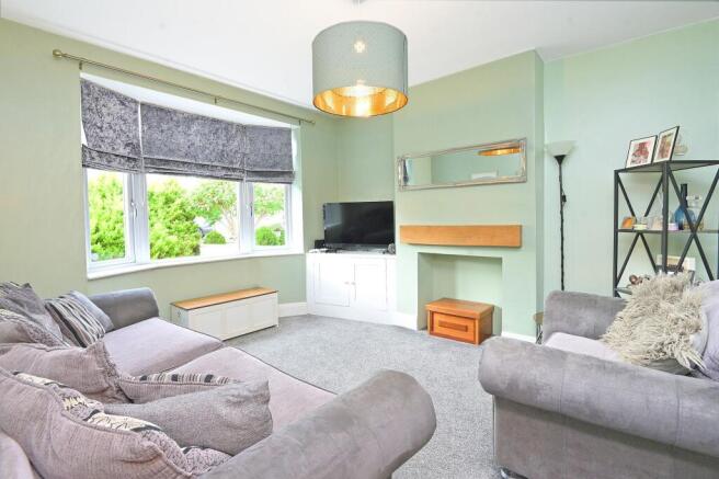 4 bed Semi-Detached for sale Image 4