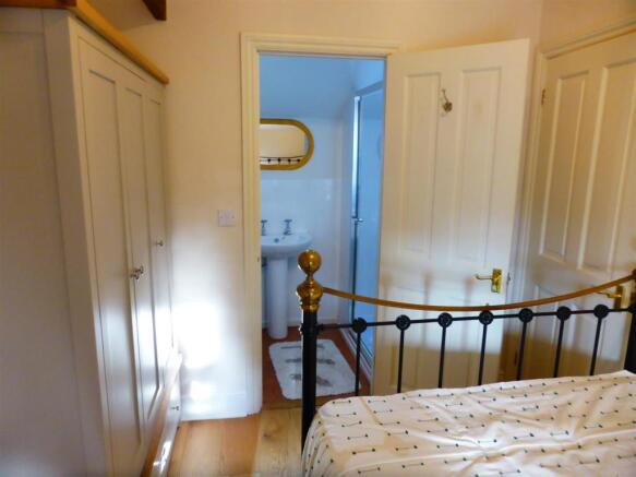 ANOTHER ROOM ASPECT