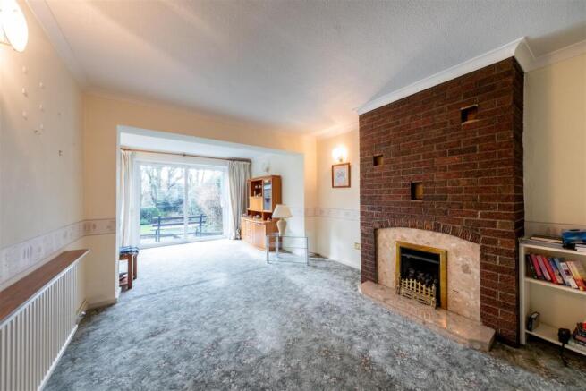 5 Hough Lane-004.jpg