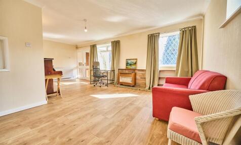 Island Close, Hinckley