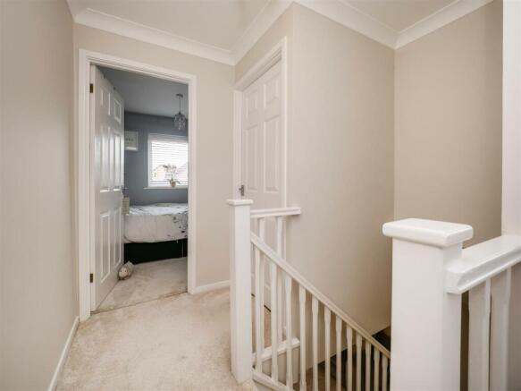 108StMargaretsGardens-21.jpg