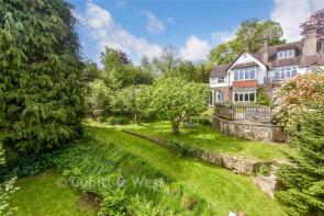 Lynton, College Lane, East Grinstead RH19 3LY