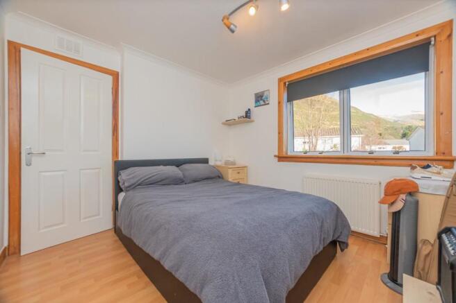 16. Bedroom 2 (1).jpg