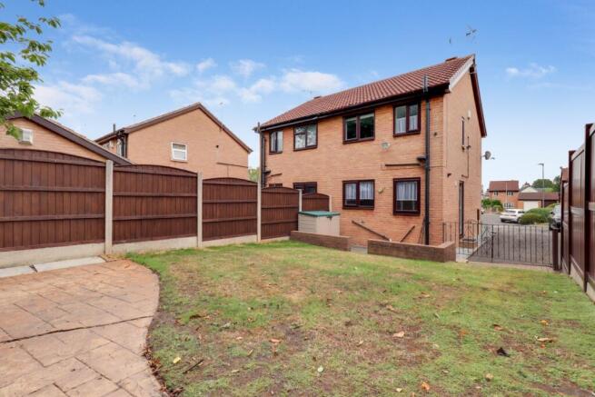 2- Rob Hammond EweMove Pontefract