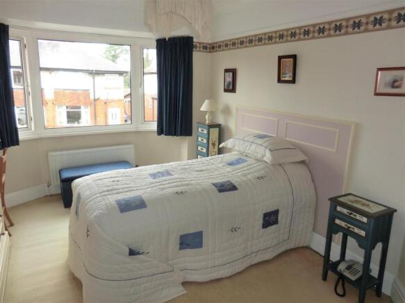 BED1.JPG