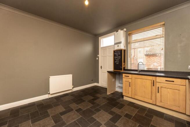 2 bed Terraced for sale Image 6