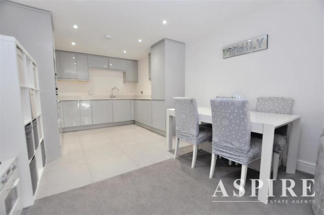 flat 1 highgrove2.jpg