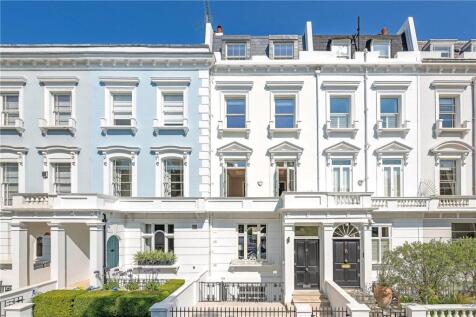 Priory Walk, London, SW10