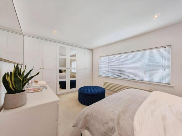 70ffe893-63addbcc-e189-4b0c-9e7d-6177f255ce82.jpg