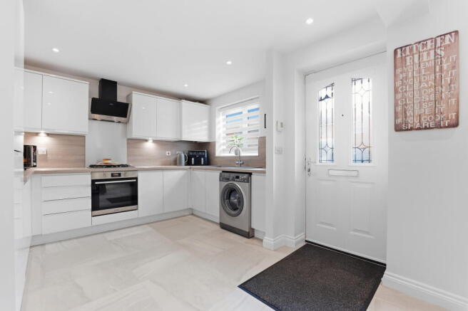 3 bed Detached for sale Image 6