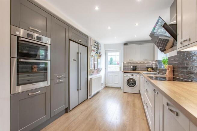 Kitchen 35.jpg