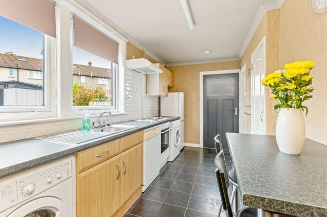 13 Waverley Terrace, Bonnyrigg, EH19 3BE photo 4