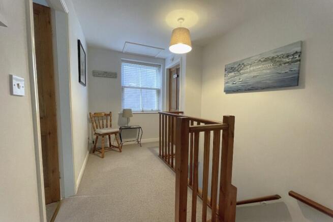 2 bed Semi-Detached for sale Image 8