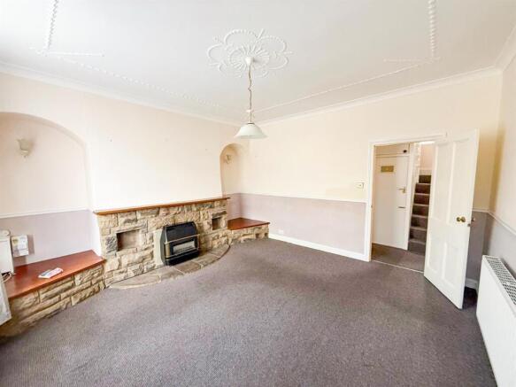 2 bed Terraced for sale Image 6