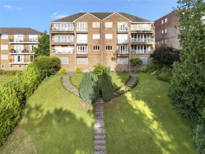 Oatlands Drive, Weybridge, Surrey, KT13