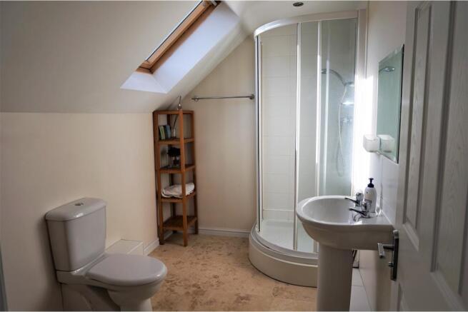Master En-suite