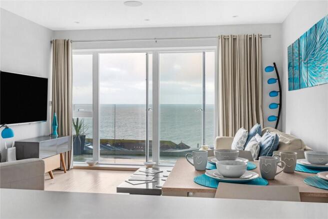 Seascape, Pentire Avenue, Newquay, Cornwall, TR7 photo 4