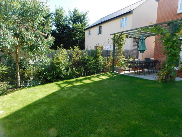 Photo 10