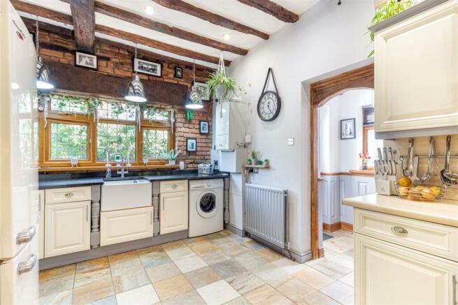 Kitchen-3.jpg