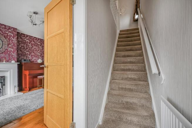 3 bed Semi-Detached for sale Image 9