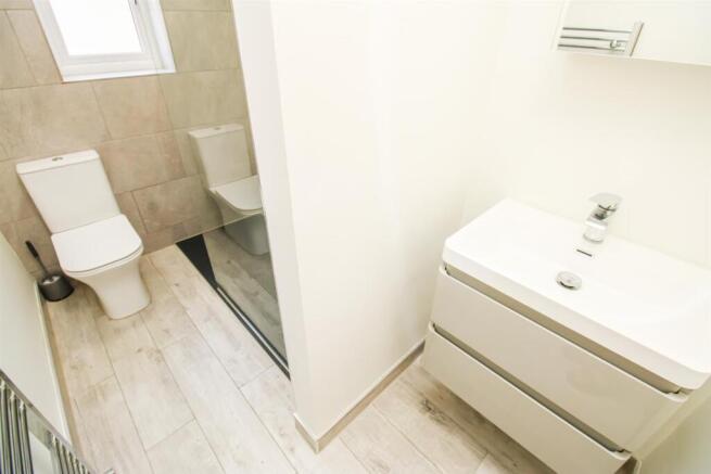 2 bed Semi-Detached for sale Image 8