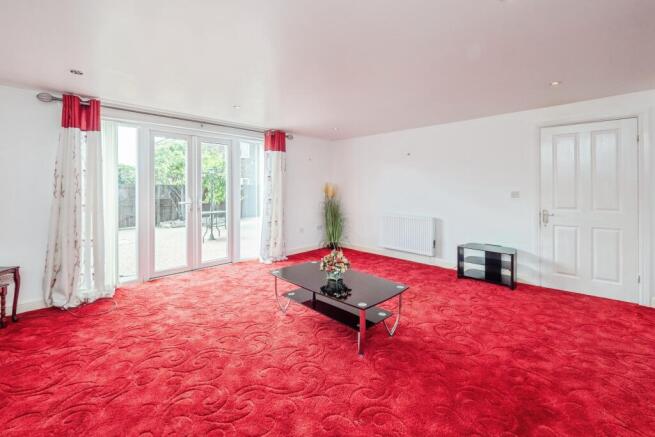 4 bed Terraced for sale Image 9