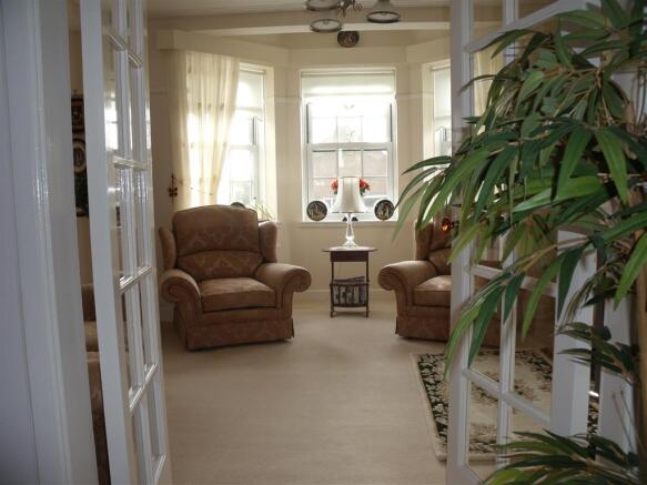 Lounge Feature