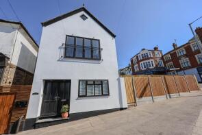 7, Leigh Hill, Leigh-on-sea SS9 2DR